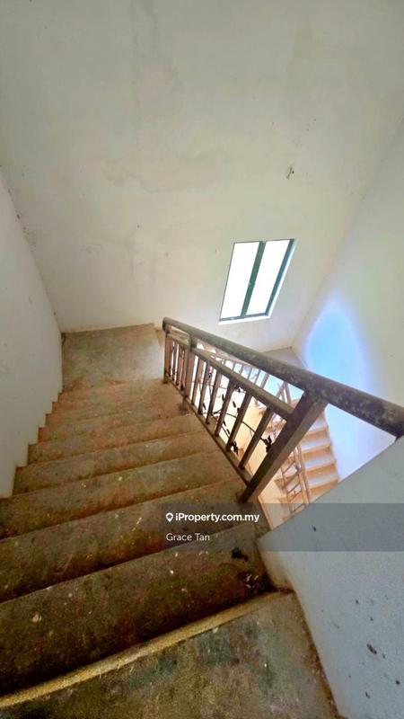 Bungalow House for Sale in Taman Equine, Seri Kembangan by Grace Tan - iProperty.com.my