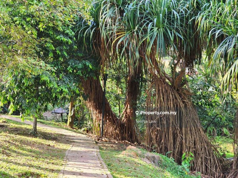 Bungalow House for Sale in Bukit Gita Bayu, Seri Kembangan by Teresa Law - iProperty.com.my