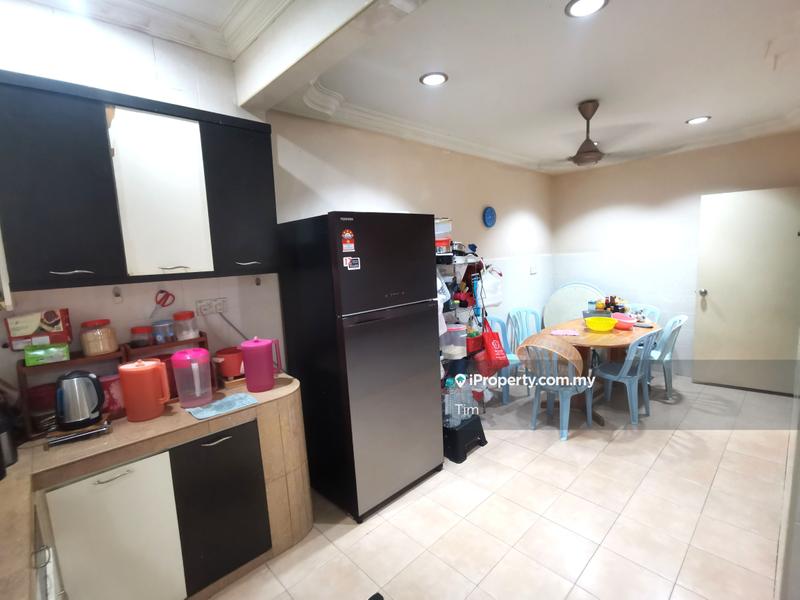 Rumah Teres 2-Tingkat untuk Dijual di Taman Desa Idaman, Durian Tunggal oleh Tim - iProperty.com.my
