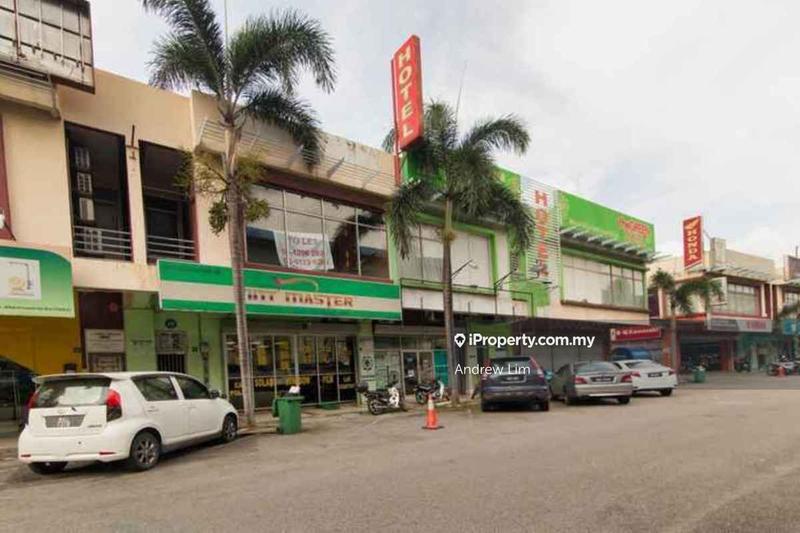 Shop for Sale in Ampang Waterfront, Ampang by Andrew Lim - iProperty.com.my
