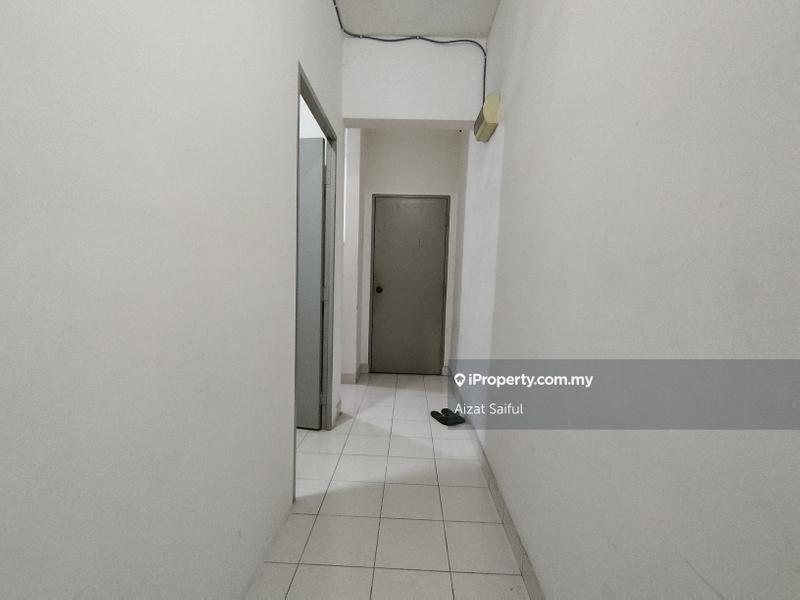 Condominium for Sale in Residensi Laguna (Sunway Belvedere) by Aizat Saiful - iProperty.com.my