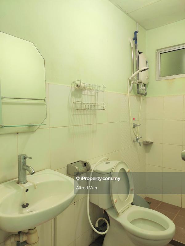 Apartment for Sale in University Condo Apartment 2 (UCA 2) by Alfred Vun - iProperty.com.my