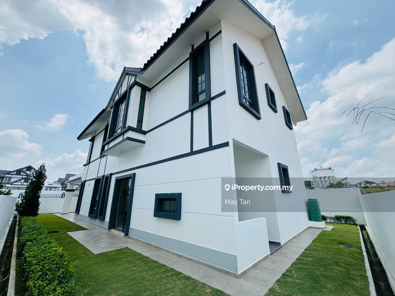 Bungalow House for Sale in Kluang Taman Parkland - New Bungalow Area, Kluang by May Tan - iProperty.com.my