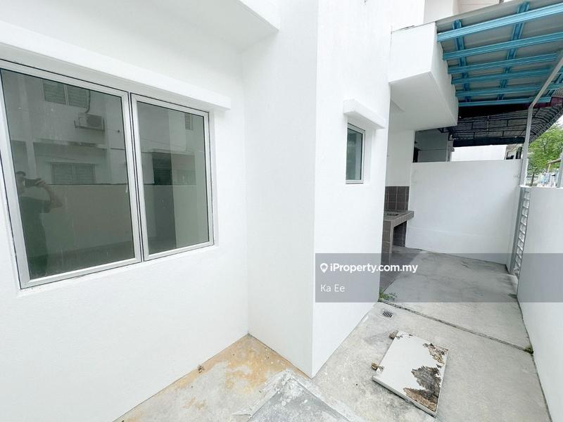 Rumah Berangkai 2 Tingkat untuk Dijual di Bromelia Bandar Seri Coalfields, Sungai Buloh oleh Ka Ee - iProperty.com.my