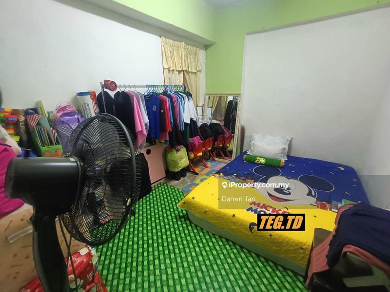 Rumah Flat untuk Dijual di Kelompok Camar oleh Darren Tan - iProperty.com.my
