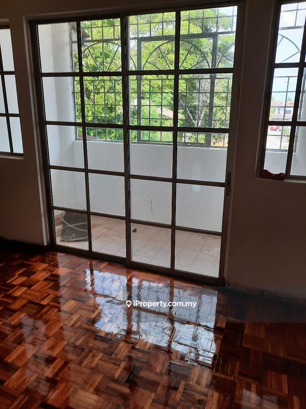 Rumah Berangkai 2 Tingkat untuk Dijual di Berjaya Park, Shah Alam oleh Joanne Khoo - iProperty.com.my