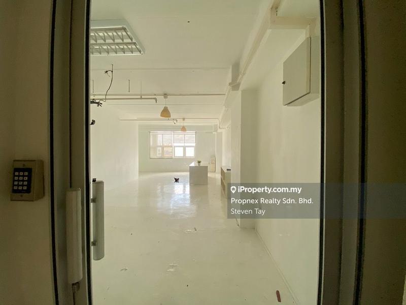 For Sale - Wisma Zelan , Bandar Tasik Permaisuri