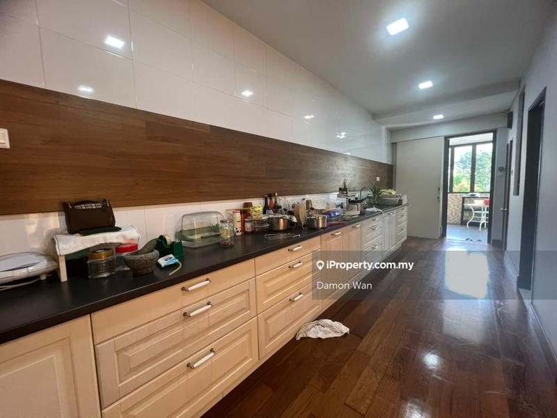 Rumah Berkembar untuk Dijual di Suria Residence oleh Damon Wan - iProperty.com.my
