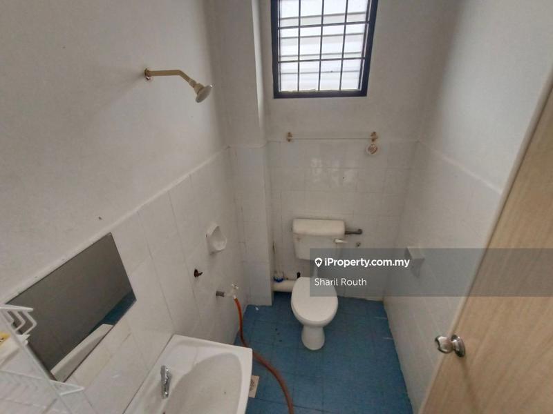 Apartment for Sale in Pangsapuri Sri Baiduri by Sharil Routh - iProperty.com.my