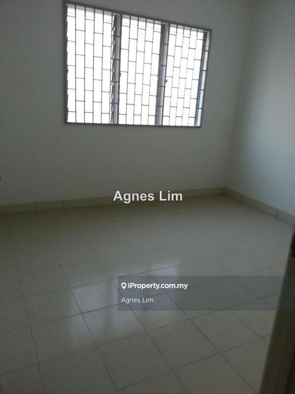 Apartment for Sale in Pangsapuri Semarak by Agnes Lim - no tiles - iProperty.com.my