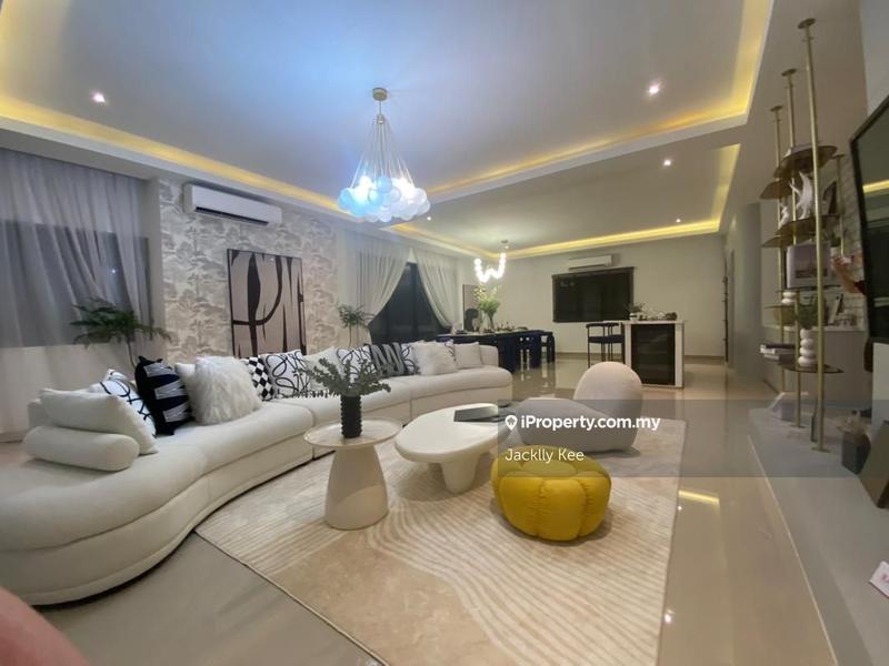 For Sale - Radium Adesa