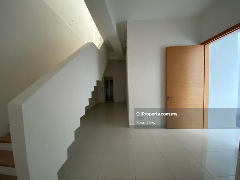 4-storey Terraced House for Sale in Damansara Perdana, Selangor by Sean Liew - iProperty.com.my
