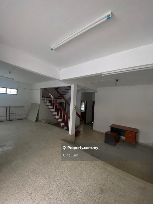 Rumah Berangkai 2 Tingkat untuk Disewa di Taman Pelangi, Johor Bahru oleh Cindi Lim - iProperty.com.my