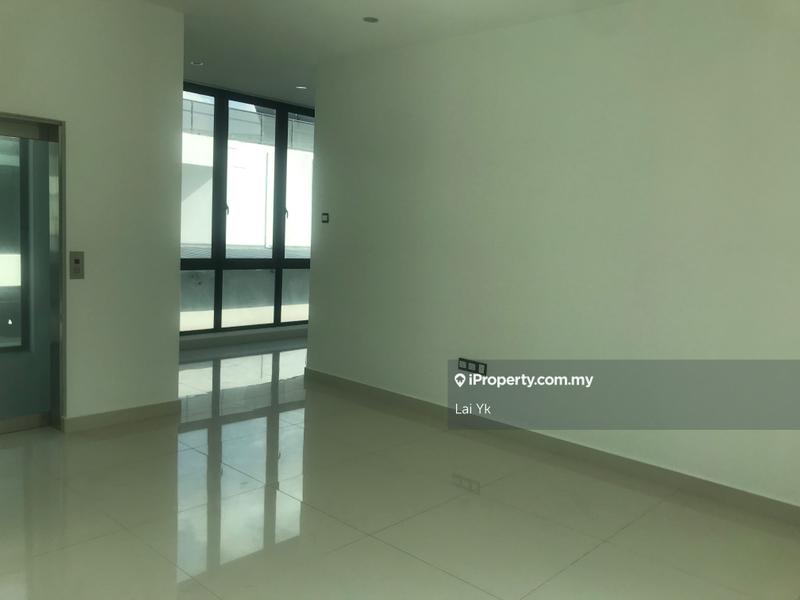 Bungalow House for Sale in Subang Heights, Subang Jaya by Lai Yk - iProperty.com.my
