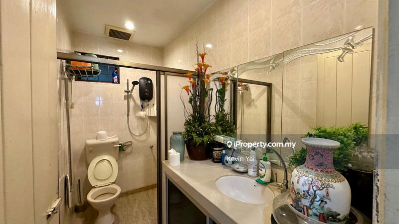Rumah Berkembar untuk Dijual di Taman Lucky, Bangsar oleh Kevin Yai - iProperty.com.my