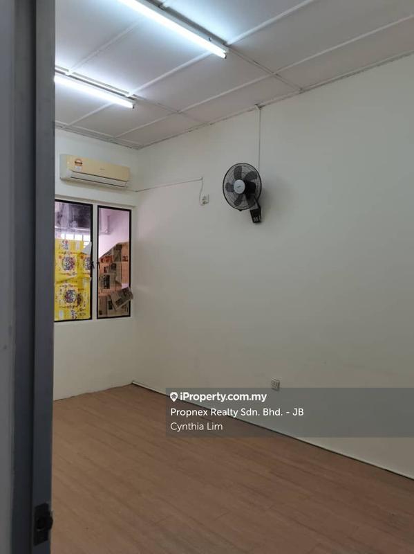 Shop-Office for Rent in Pelangi Indah, Ulu Tiram by Cynthia Lim - iProperty.com.my
