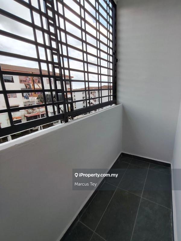 Rumah Pangsa untuk Dijual di Flat Tasek 64 oleh Marcus Tey - iProperty.com.my