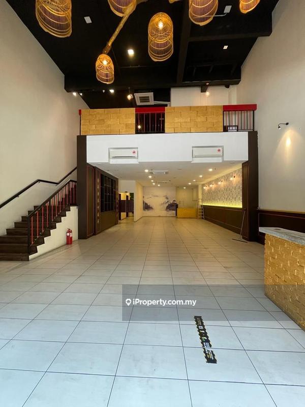 For Rent - Plaza Arkadia