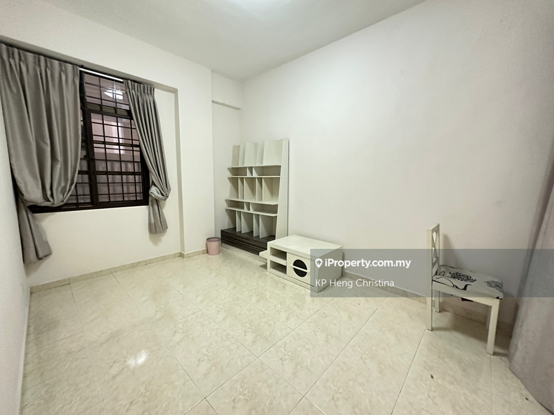 Condominium for Sale in Cheng Heights by KP Heng Christina - iProperty.com.my