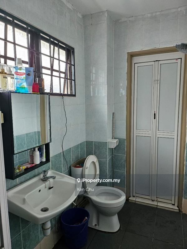 Rumah Berkembar untuk Dijual di Taman Makmur, Bandar Sungai Long oleh Ken Chu - iProperty.com.my