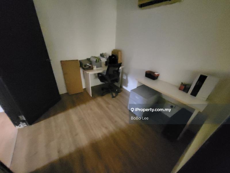 Rumah Berangkai 3 Tingkat untuk Dijual di Taman Salak Selatan, Salak South oleh BoBo Lee - iProperty.com.my