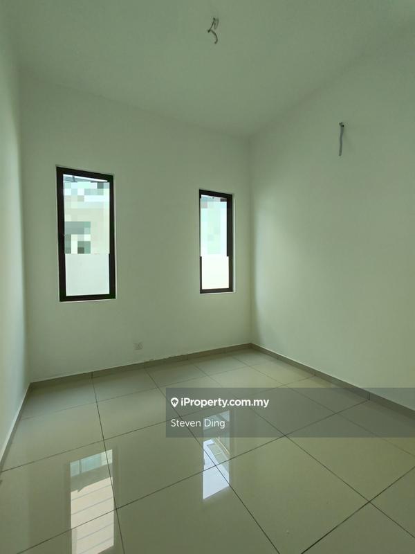 Semi-Detached House for Sale in Setia Utama, Setia Alam by Steven Ding - iProperty.com.my