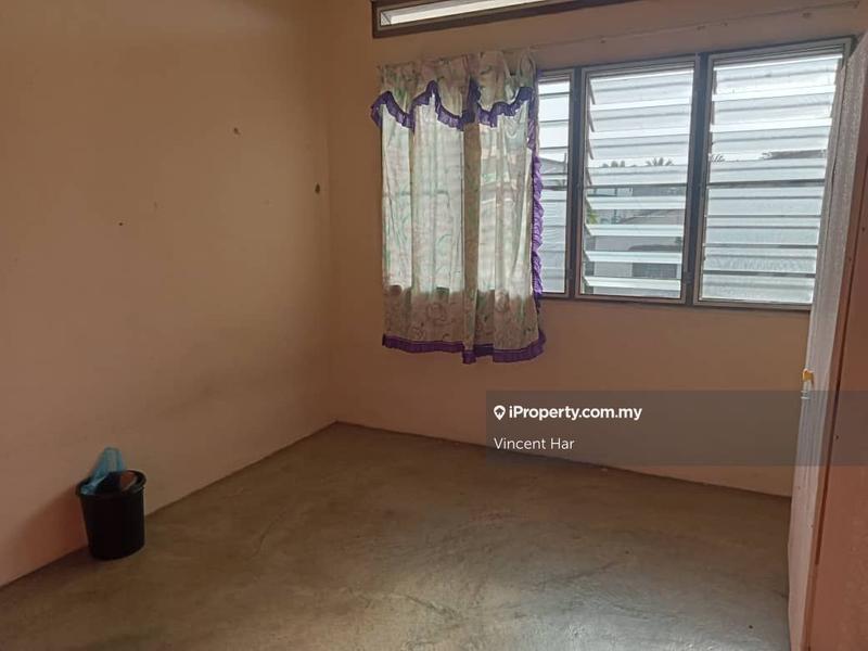Semi-Detached House for Sale in Taman Bunga Raya, Sitiawan by Vincent Har - iProperty.com.my