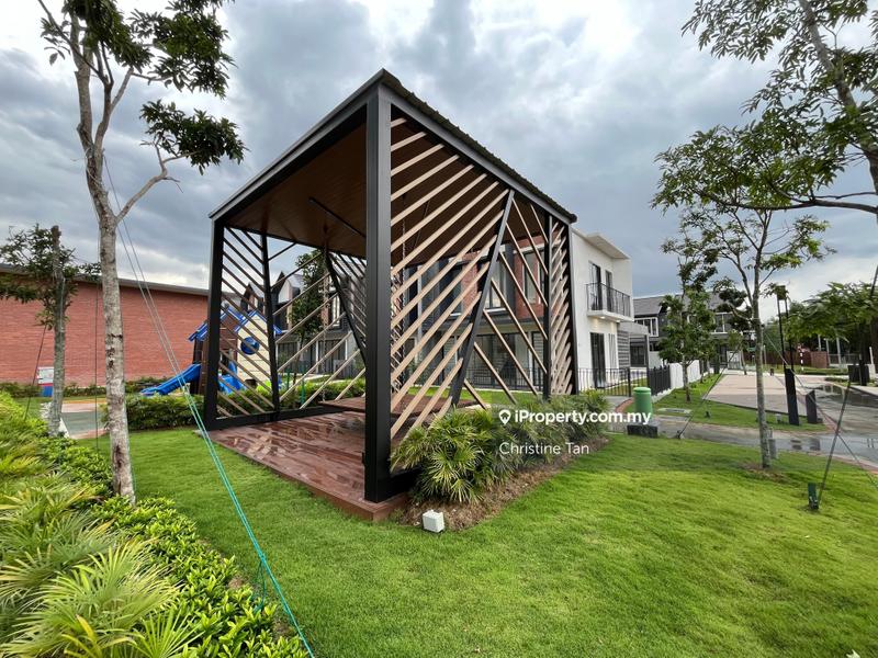 Rumah Teres 2-Tingkat untuk Dijual di Elmina, Shah Alam oleh Christine Tan - iProperty.com.my