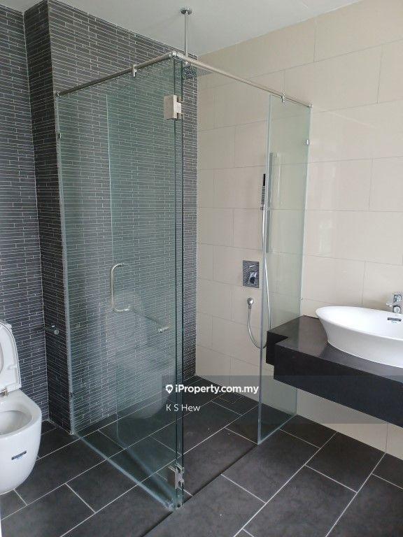 Rumah Teres 4-Tingkat untuk Dijual di Seri Kembangan, Selangor oleh K S Hew - iProperty.com.my