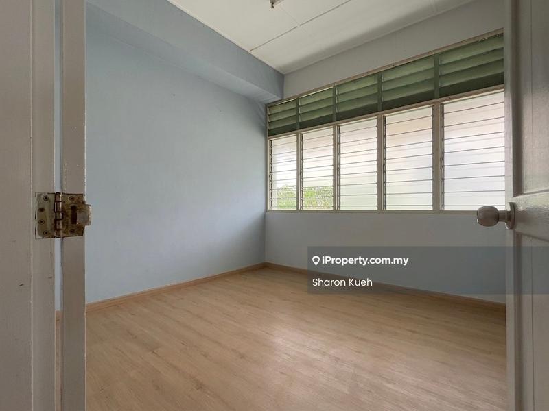 Rumah Berangkai 1 Tingkat untuk Dijual di Poh Kwong Park, Kuching oleh Sharon Kueh - Bedroom - iProperty.com.my
