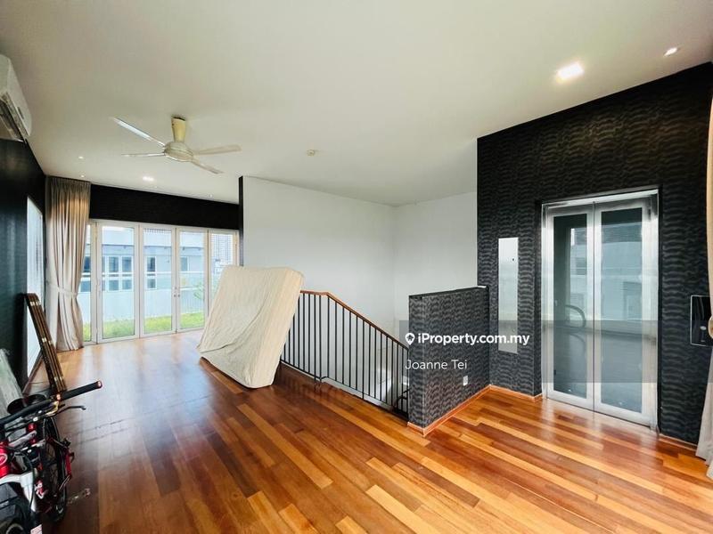 Bungalow House for Rent in Lakefront Villa, Cyberjaya by Joanne Tei - iProperty.com.my