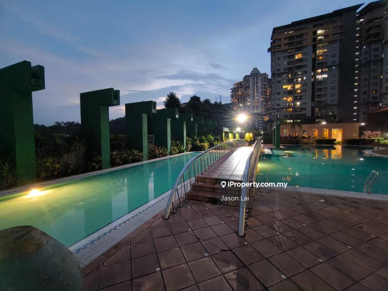 For Sale - Perdana Exclusive