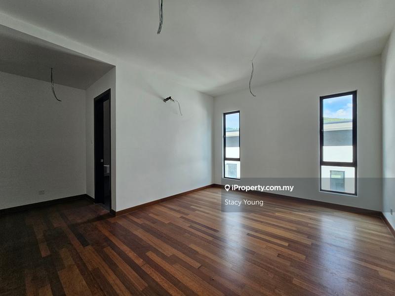 Rumah Berkembar untuk Dijual di Wira Heights, Bandar Sungai Long oleh Stacy Young - iProperty.com.my