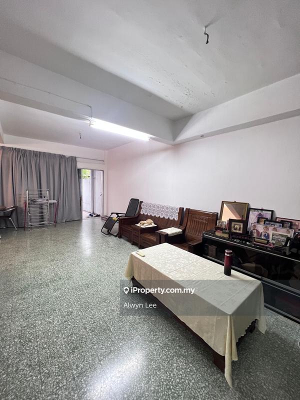 2-storey Terraced House for Sale in Taman Overseas Union (Taman Oug), Jalan Klang Lama (Old Klang Road) by Alwyn Lee - iProperty.com.my