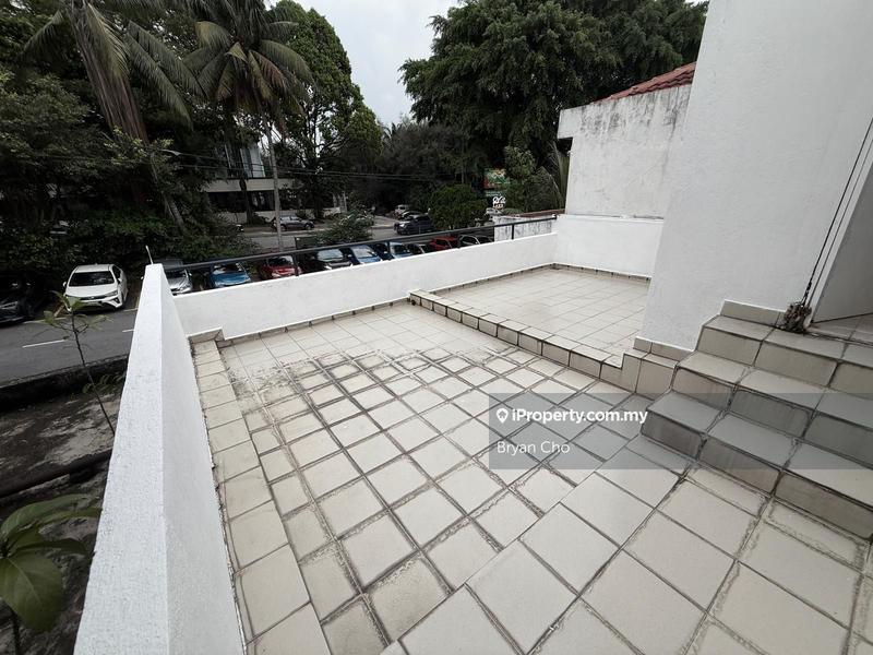 Rumah Berangkai 2 Tingkat untuk Dijual di SS12, Subang Jaya oleh Bryan Cho - iProperty.com.my