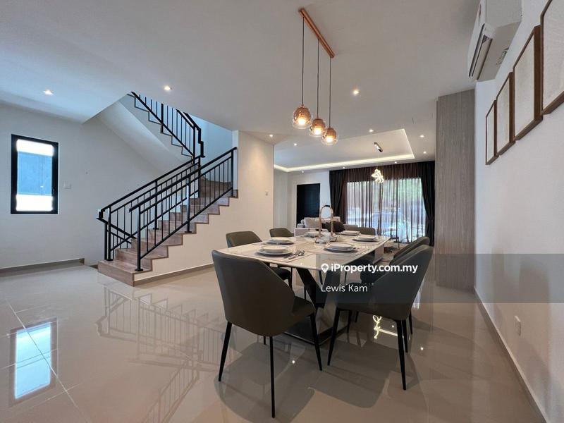 3-storey Terraced House for Sale in Batu Feringghi, Penang by Lewis Kam - iProperty.com.my
