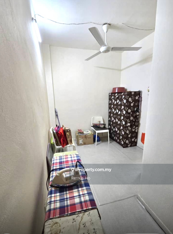 Rumah Pangsa untuk Dijual di Kuchai Entrepreneurs Park oleh Remus Ho - iProperty.com.my