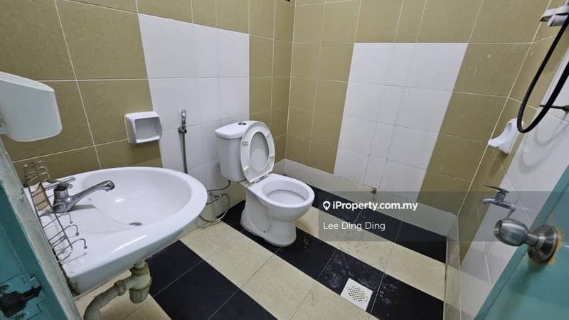 Hotel / Resort untuk Dijual di Taman Pelangi, Johor Bahru oleh Lee Ding Ding - iProperty.com.my