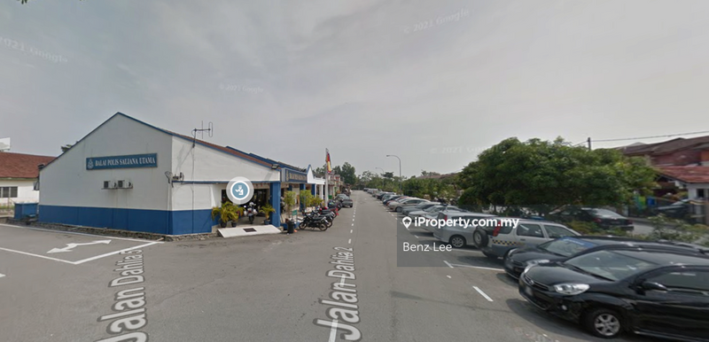 Kedai untuk Dijual di Jalan Dahlia Bandar Saujana Utama Sungai Buloh, Sungai Buloh oleh Benz Lee - iProperty.com.my