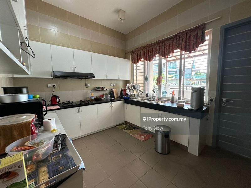 2.5-storey Terraced House for Sale in USJ Heights, Subang Jaya by Tony Siow - iProperty.com.my