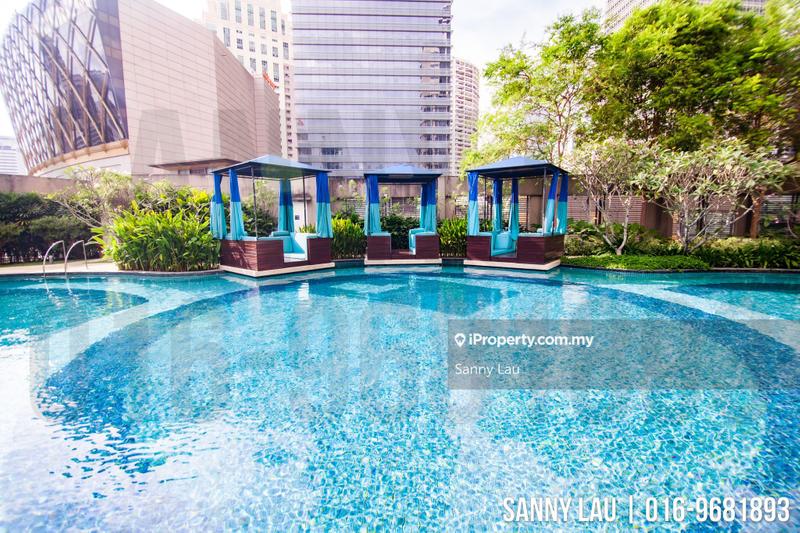 For Sale - 6 CapSquare