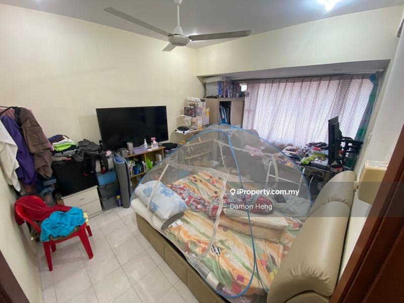 Semi-Detached House for Sale in Corner 3Storey Semi-D Tiara Villa Taman United, Jalan Klang Lama (Old Klang Road) by Damon Heng - iProperty.com.my