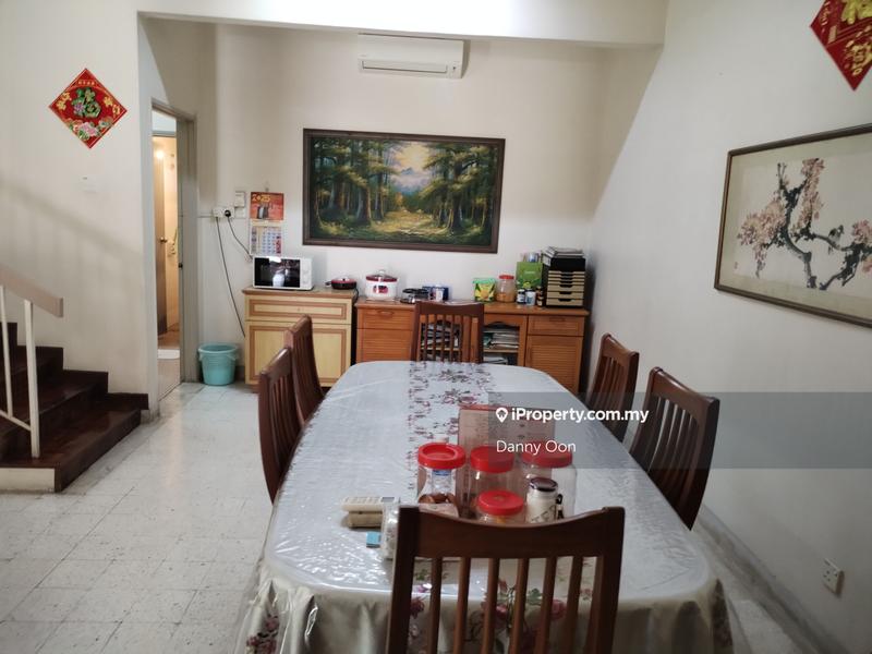 Rumah Teres 2-Tingkat untuk Dijual di Taman Mayang, Petaling Jaya oleh Danny Oon - iProperty.com.my