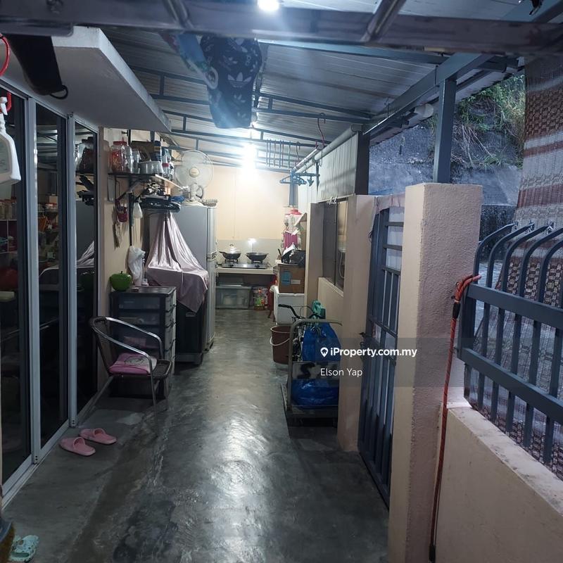 1-storey Terraced House for Sale in Taman Paramount, Petaling Jaya by Elson Yap - iProperty.com.my