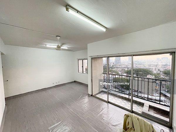 Condominium for Sale in Menara Alpha by Alexson Kung - iProperty.com.my