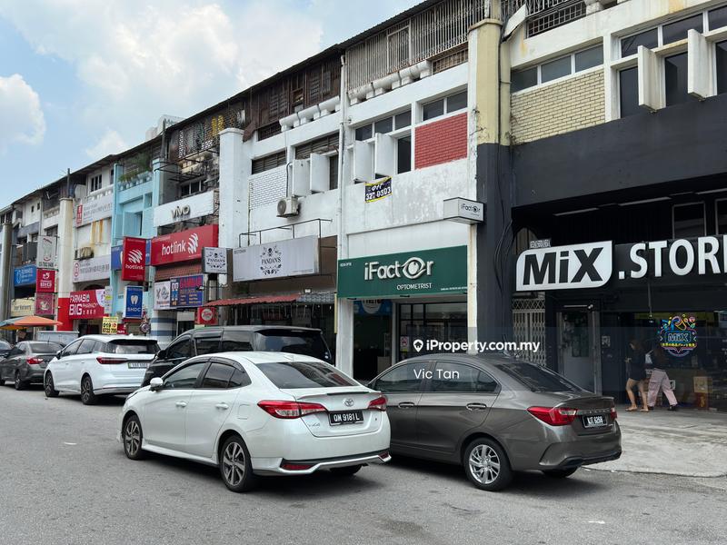 Kedai untuk Disewa di Kuala Lumpur, Jalan Klang Lama (Old Klang Road) oleh Vic Tan - Exterior - iProperty.com.my