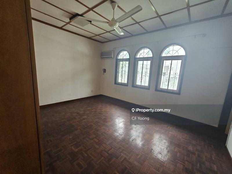 Bungalow House for Sale in Taman Bukit Pantai, Bangsar by CF Yoong - iProperty.com.my