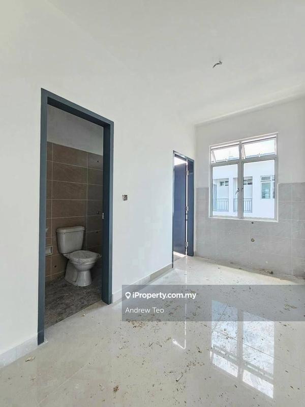 Rumah Berangkai 2 Tingkat untuk Dijual di Bandar Dato Onn, Tebrau oleh Andrew Teo - iProperty.com.my