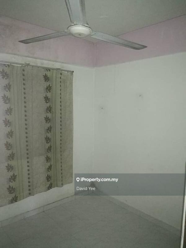 Rumah Pangsa untuk Dijual di Pangsapuri Sri Meranti oleh David Yee - iProperty.com.my