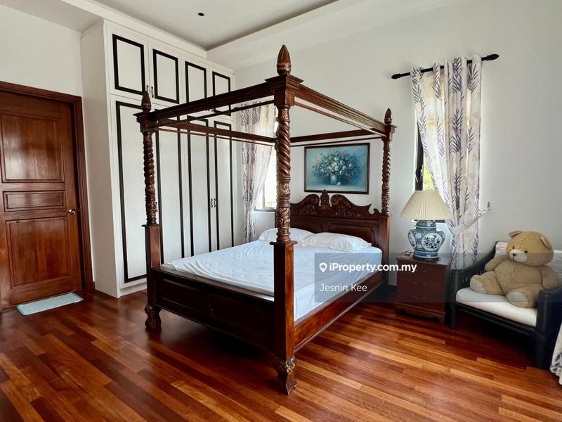 Bungalow House for Sale in Perdana Lakeview East, Cyberjaya by Jesnin Kee - iProperty.com.my